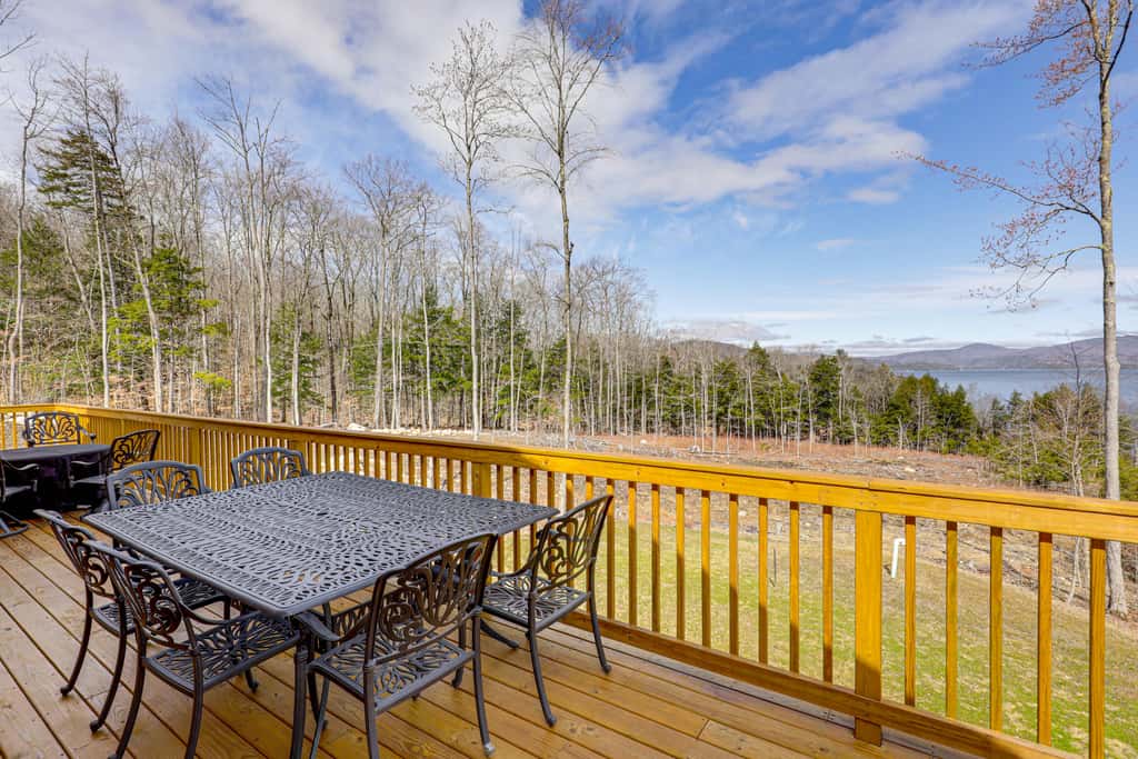 Newfound Lake Getaway: Cabin w/ Deck, Fire Pit