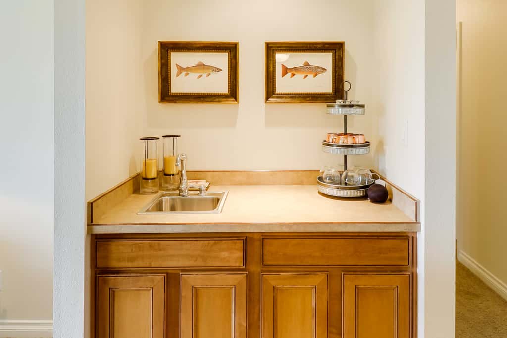 Beautiful Bigfork Condo w/ Hot Tub Access!