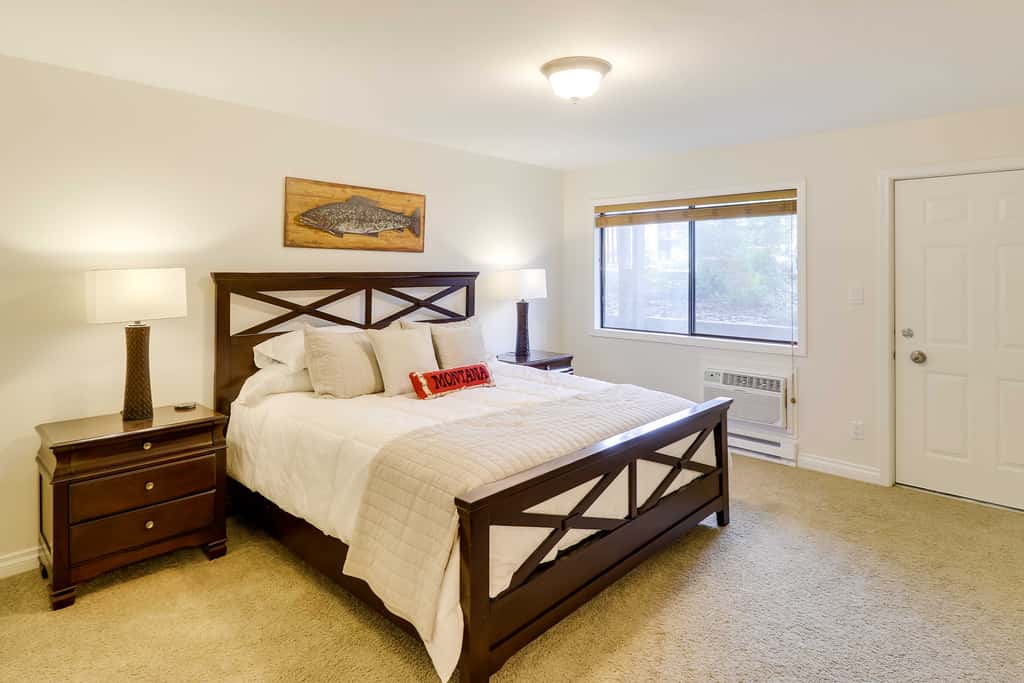Beautiful Bigfork Condo w/ Hot Tub Access!