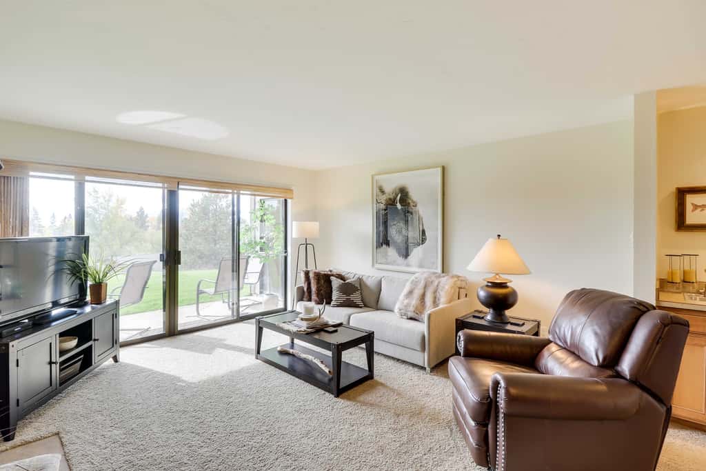 Beautiful Bigfork Condo w/ Hot Tub Access!