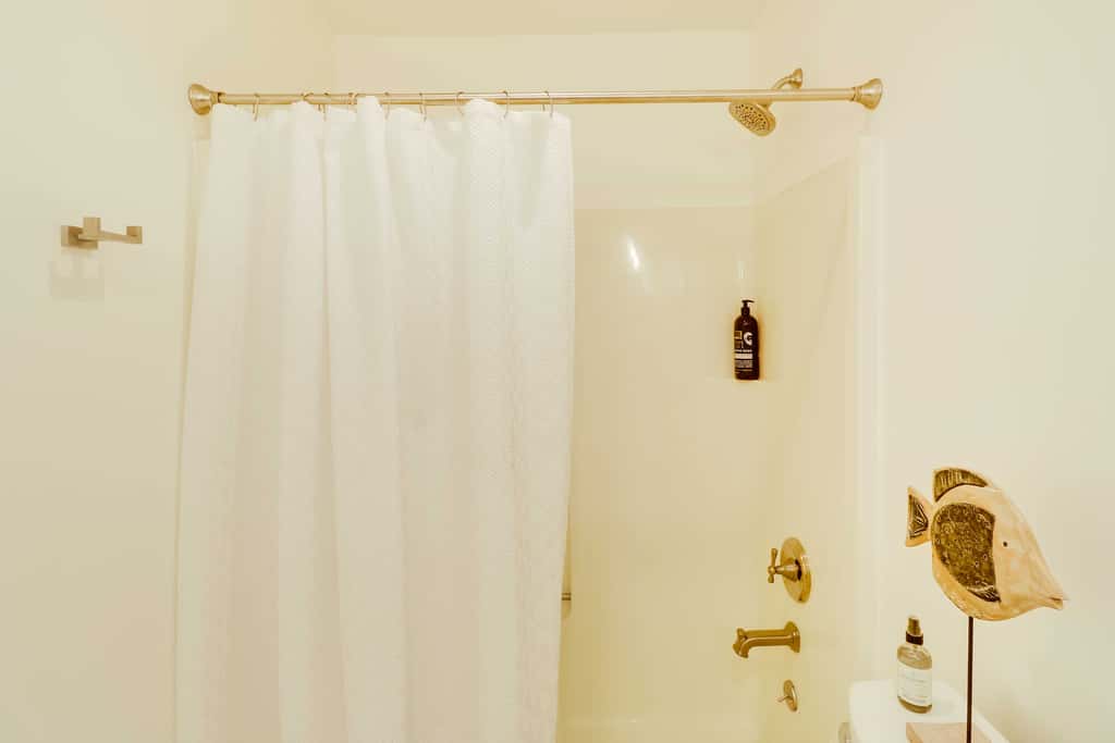 Beautiful Bigfork Condo w/ Hot Tub Access!