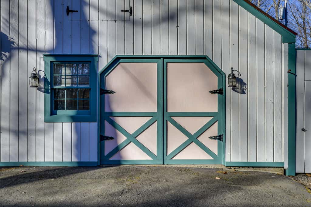 Guilford Carriage House at Granite Lodge!
