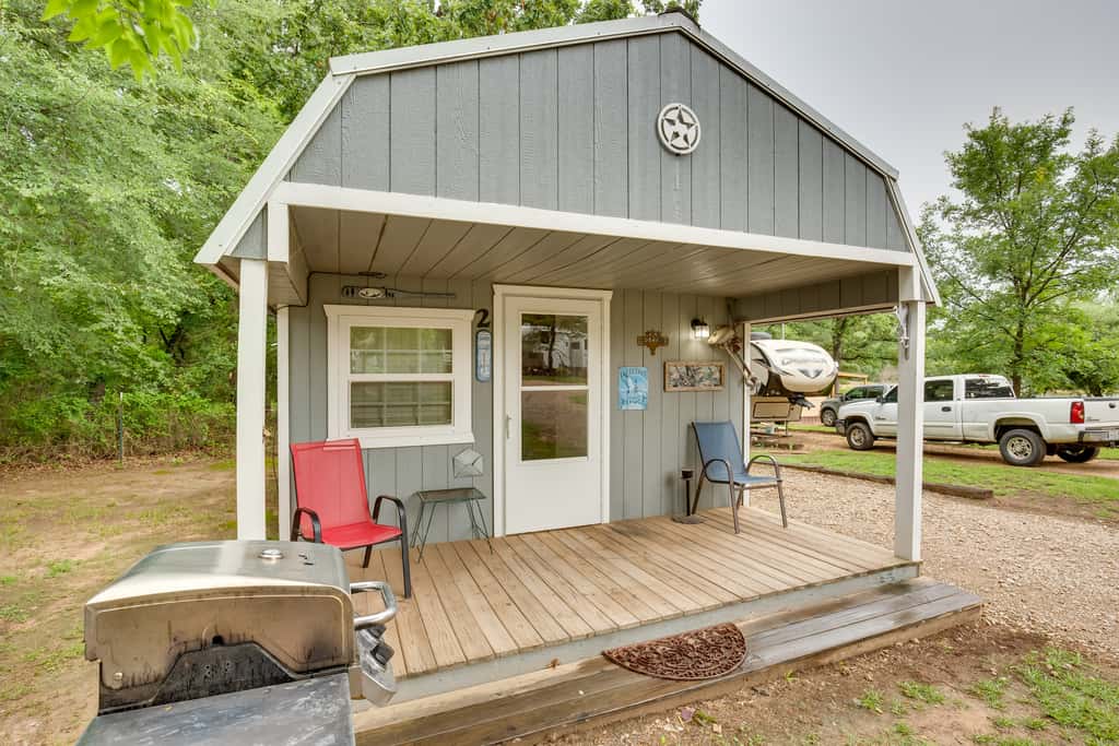 Lake Fork Studio Cabin w/ Dock + Boat Ramp!