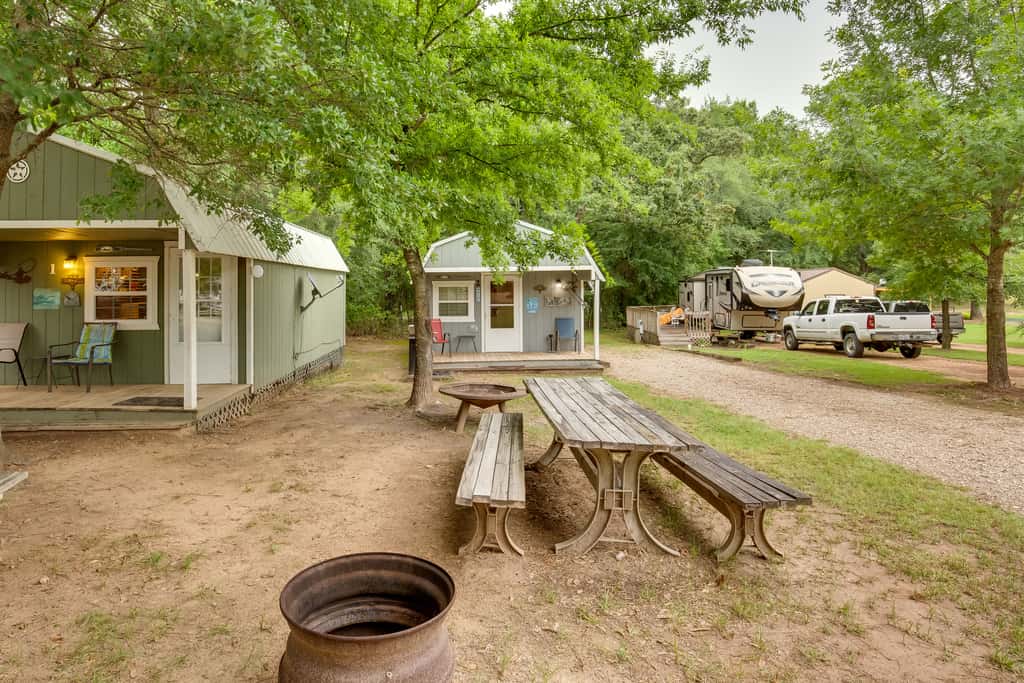 Lake Fork Studio Cabin w/ Dock + Boat Ramp!