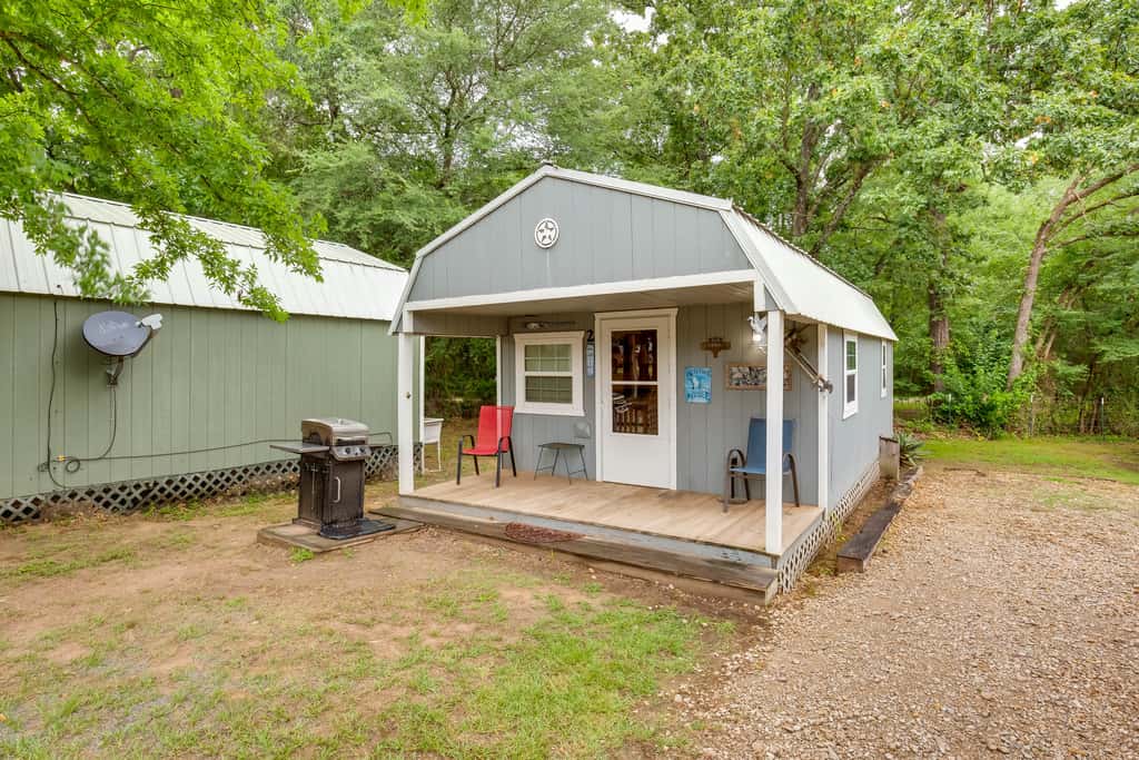 Lake Fork Studio Cabin w/ Dock + Boat Ramp!