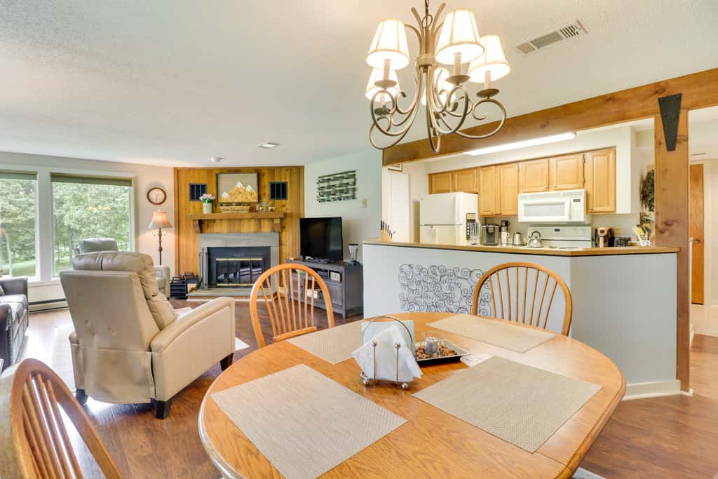 Wintergreen Resort Vacation Rental w/ Balcony!