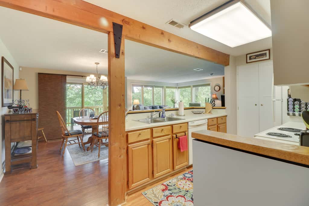Wintergreen Resort Vacation Rental w/ Balcony!