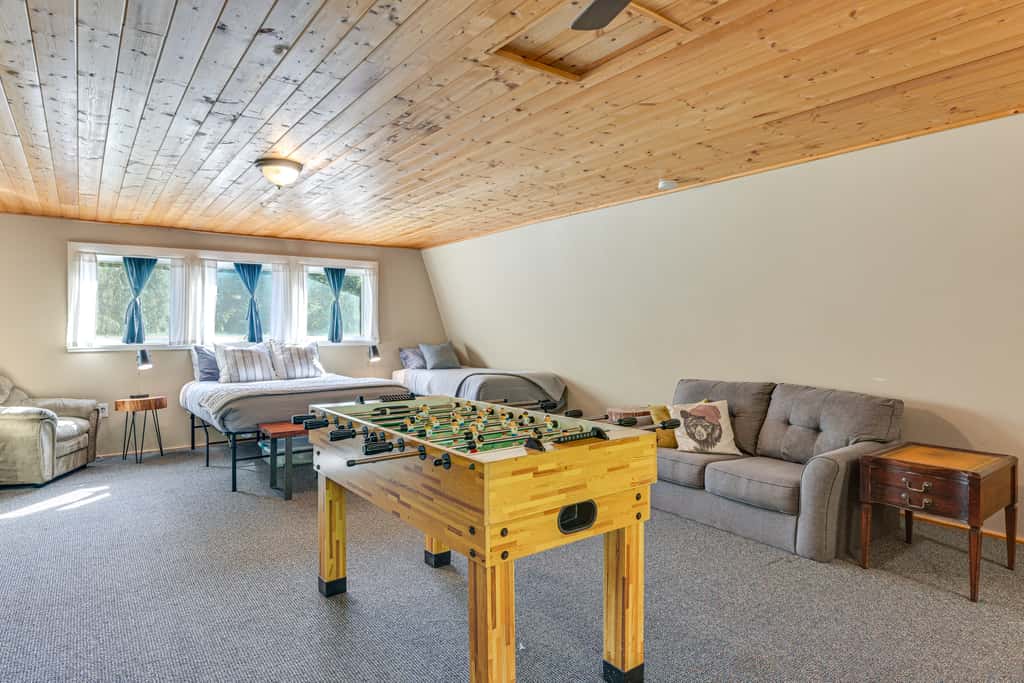 Cozy Ashford Home - 5 Mi to Rainier Nat'l Park!
