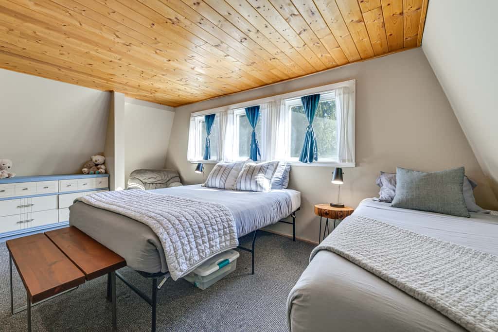 Cozy Ashford Home - 5 Mi to Rainier Nat'l Park!