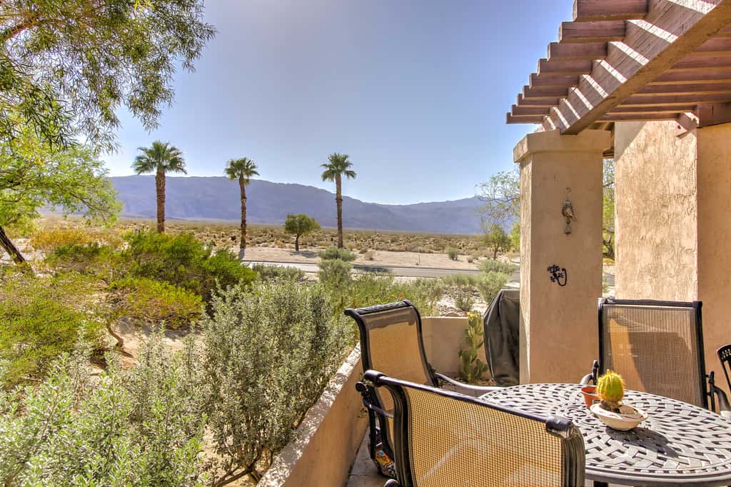 Borrego Springs Condo w/ Private Hot Tub & Views!