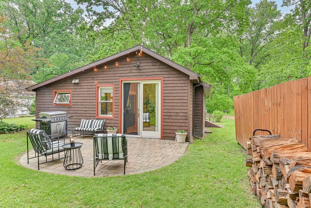 Walk to Kelsey Lake: Cassopolis Home w/ Yard!