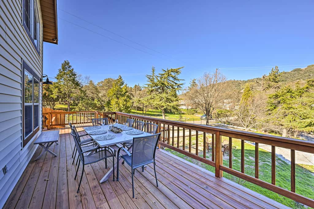 Inviting Julian Home w/ Scenic View & Hot Tub