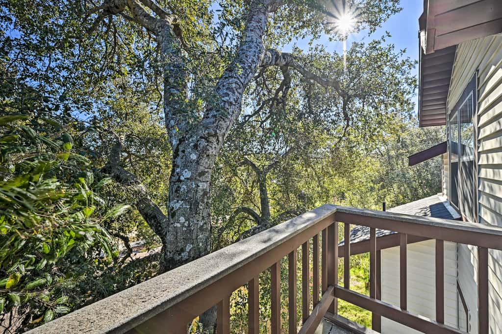 Inviting Julian Home w/ Scenic View & Hot Tub