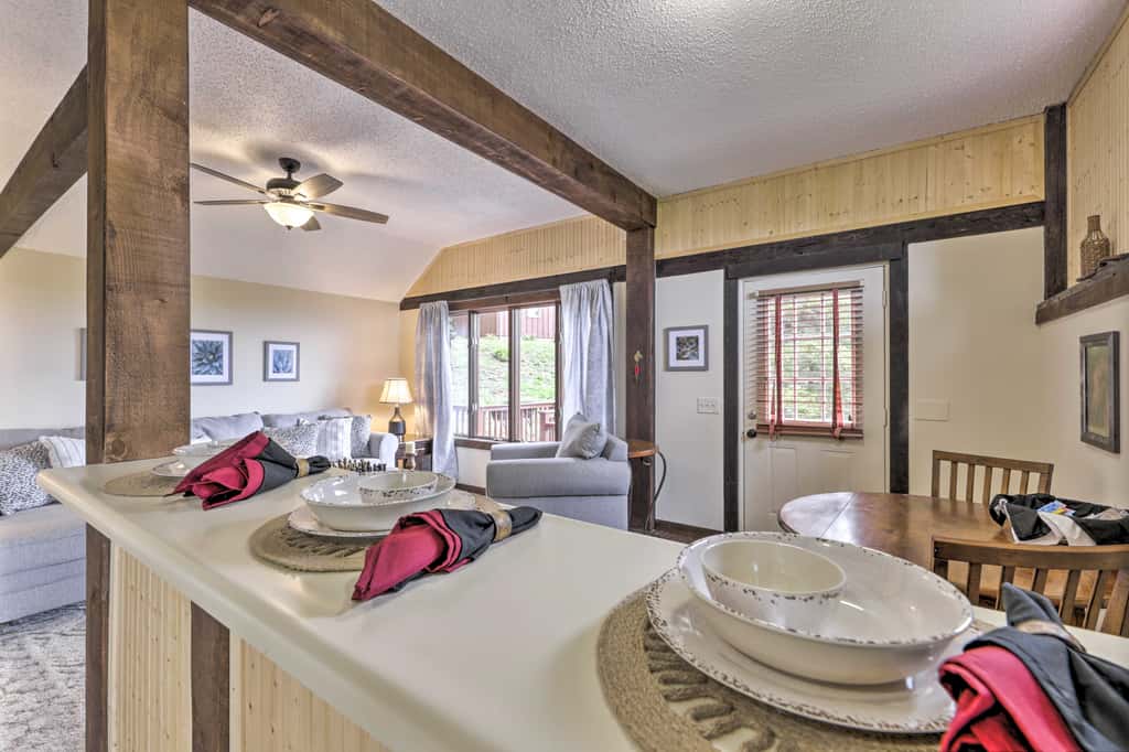 Private Guest House w/ Deck + Spectacular Views!