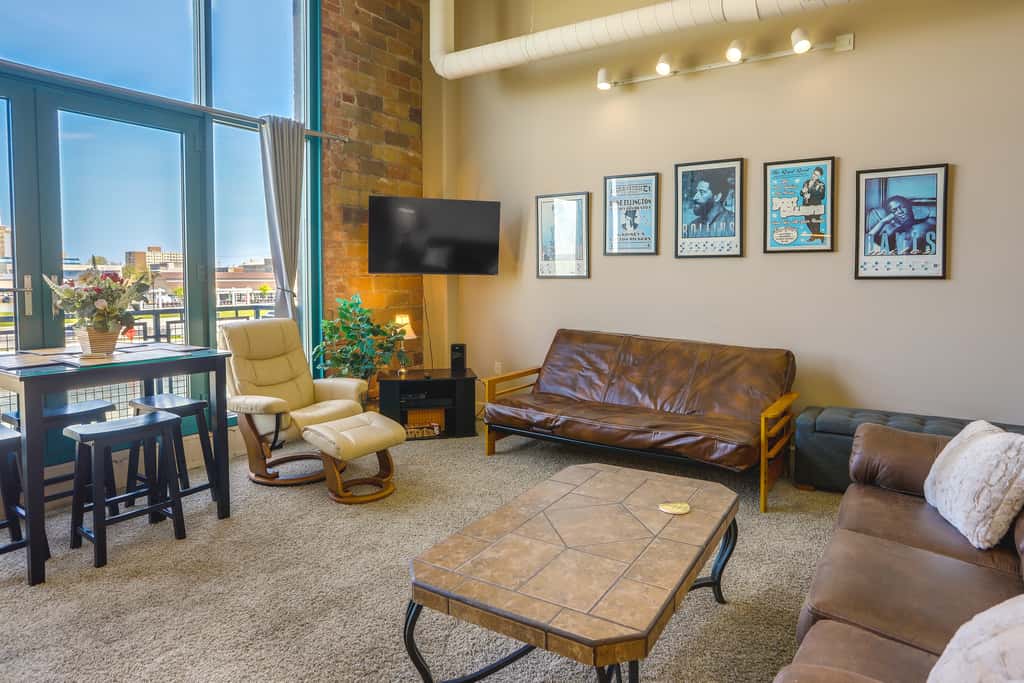 Waterfront Sandusky Vacation Rental: Downtown!