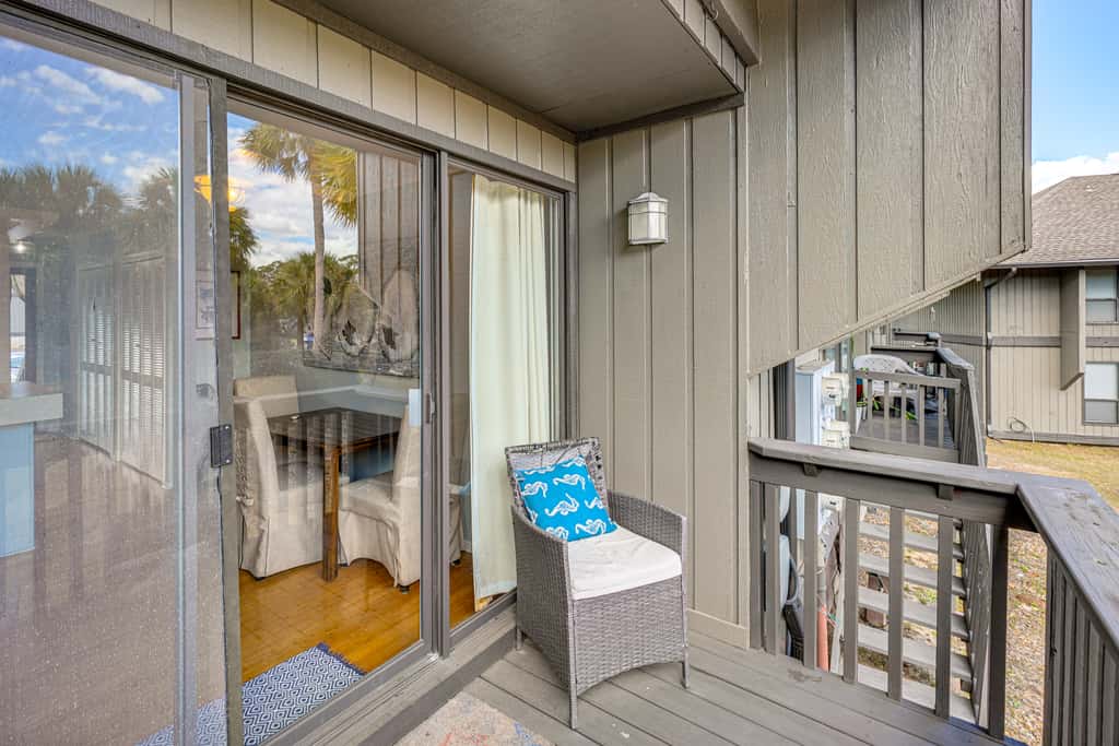 Golfer's Getaway! Modern Diamondhead Condo