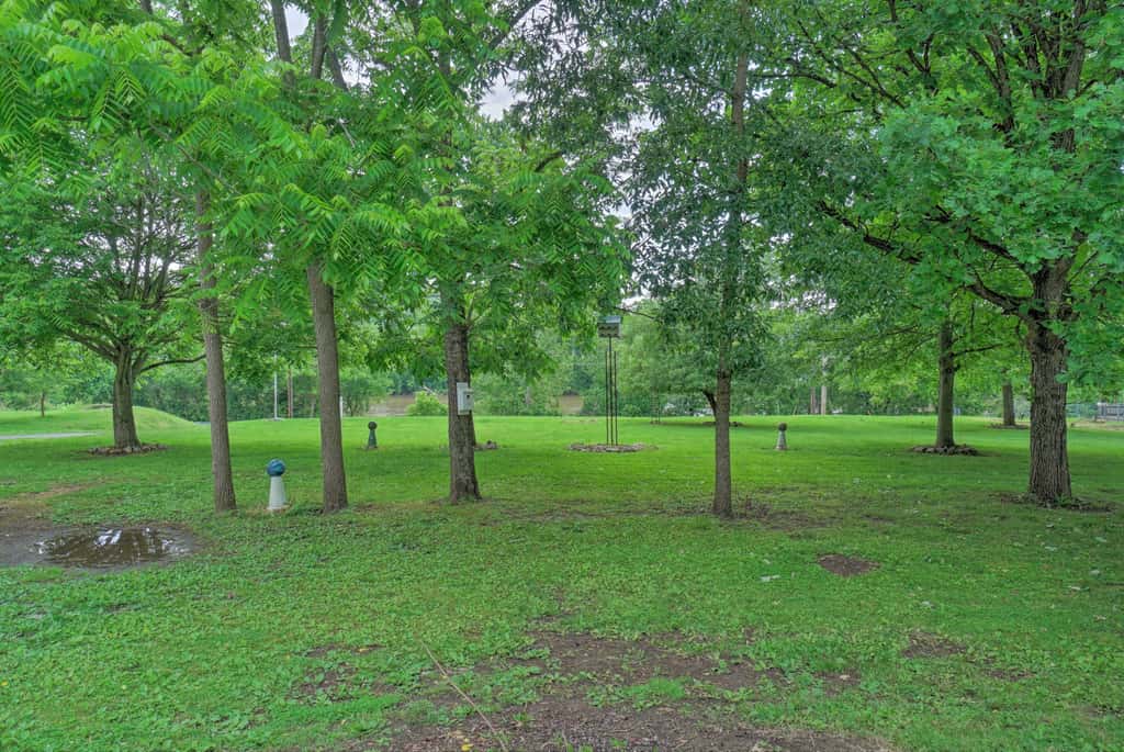 Quaint Zanesville Home w/ Game Room & Yard!