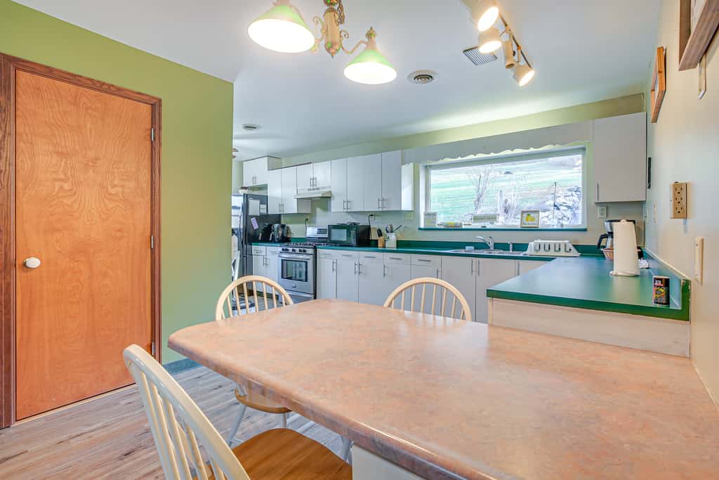 Quaint Zanesville Home w/ Game Room & Yard!