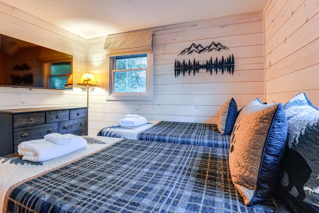 Fishing Pond + Pool! Resort Retreat in Wilmington