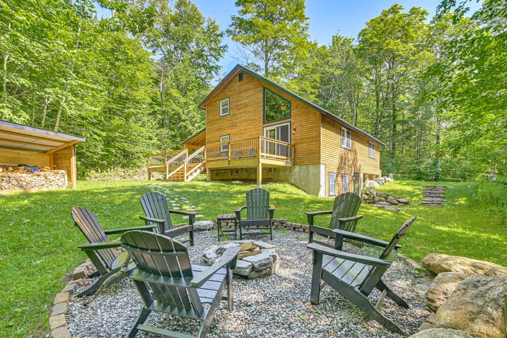 Wilmington Retreat w/ Pool | 8 Mi to Mount Snow