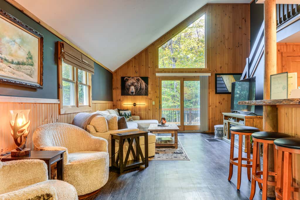 Wilmington Retreat w/ Pool | 8 Mi to Mount Snow