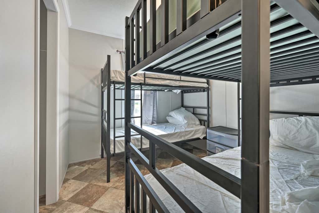 Pet-Friendly Cassolopis Escape, Near Lake!