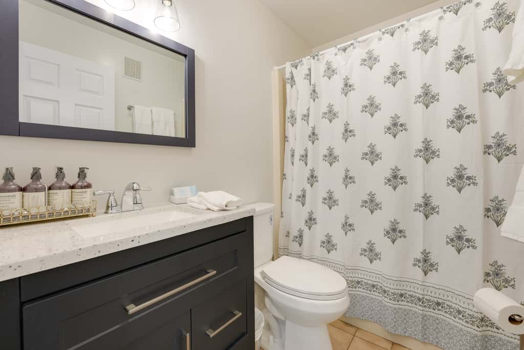 Cassopolis Vacation Home - Walk to Diamond Lake!