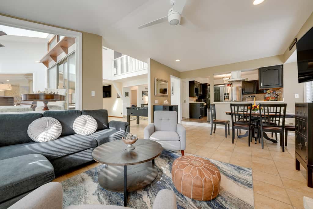 Cassopolis Vacation Home - Walk to Diamond Lake!