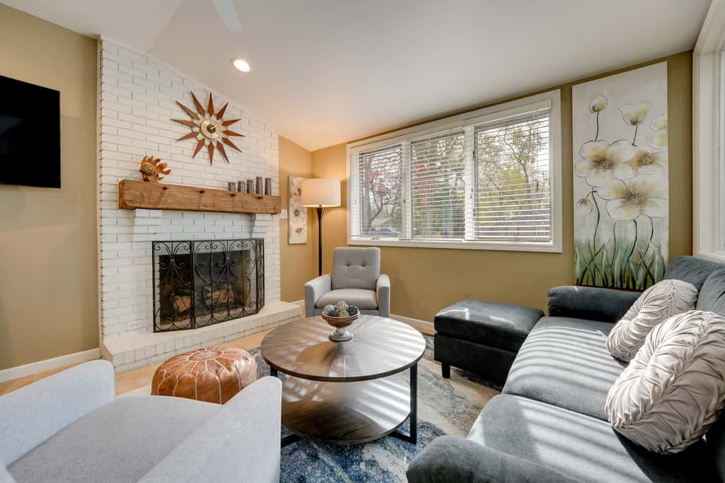 Cassopolis Vacation Home - Walk to Diamond Lake!
