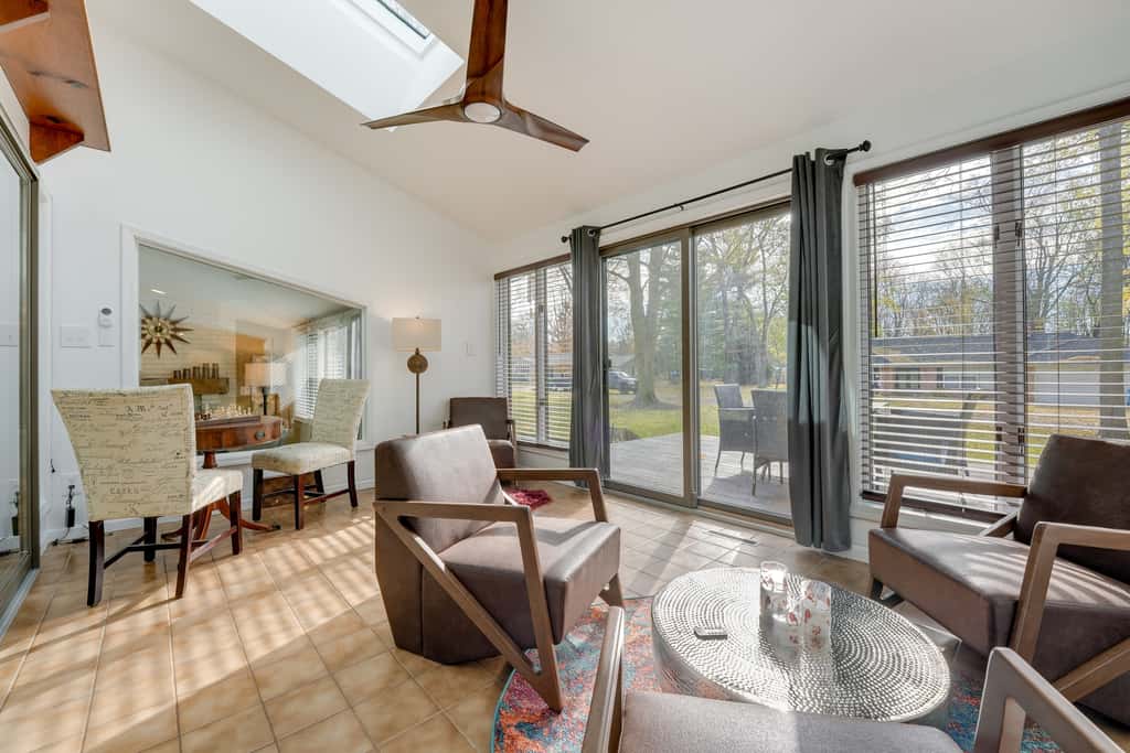 Cassopolis Vacation Home - Walk to Diamond Lake!
