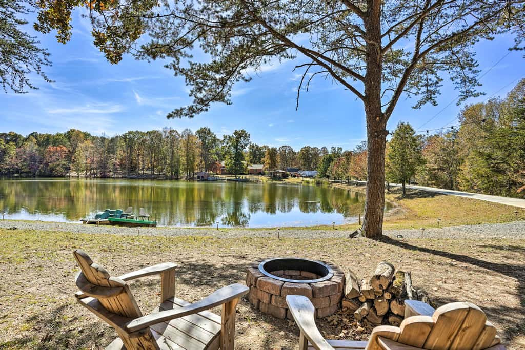 Trenton Cabin: Panoramic Lake Views