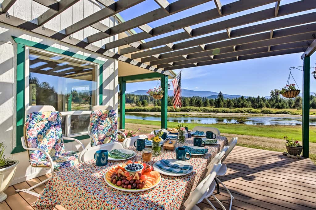 Family Home w/ Stunning River & Mountain View