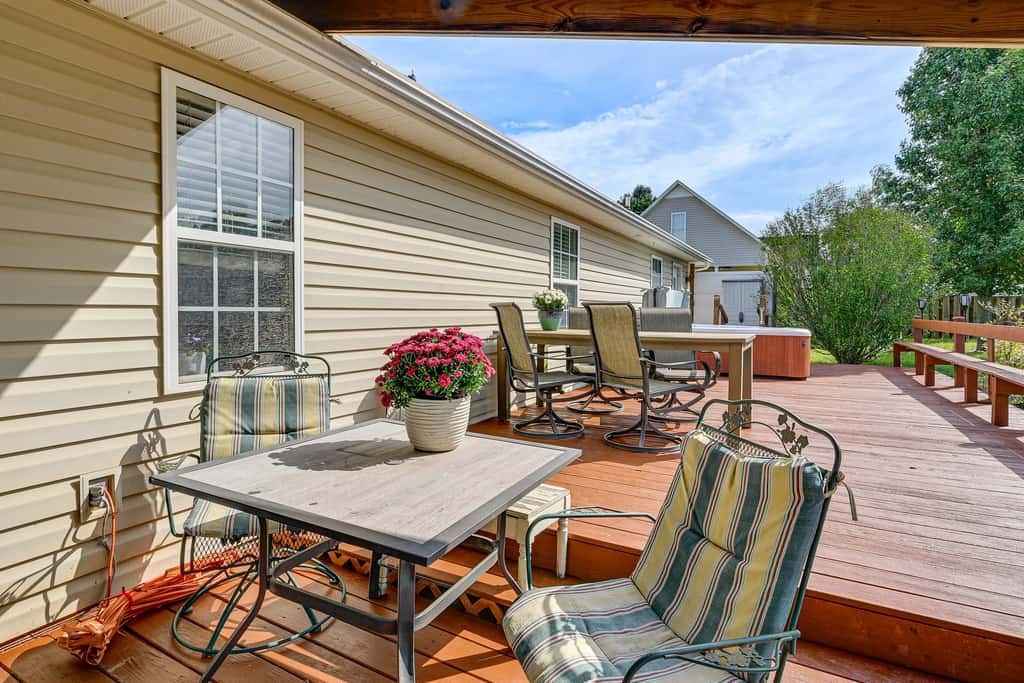 Wine & BBQ Trail Fun: Home w/ Hot Tub in Lexington