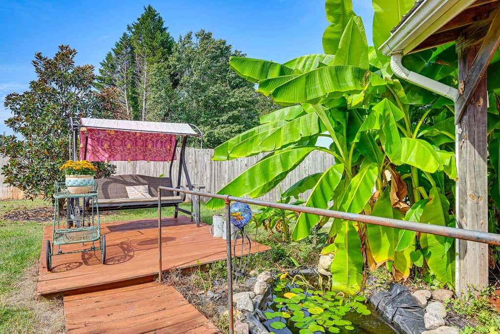 Wine & BBQ Trail Fun: Home w/ Hot Tub in Lexington