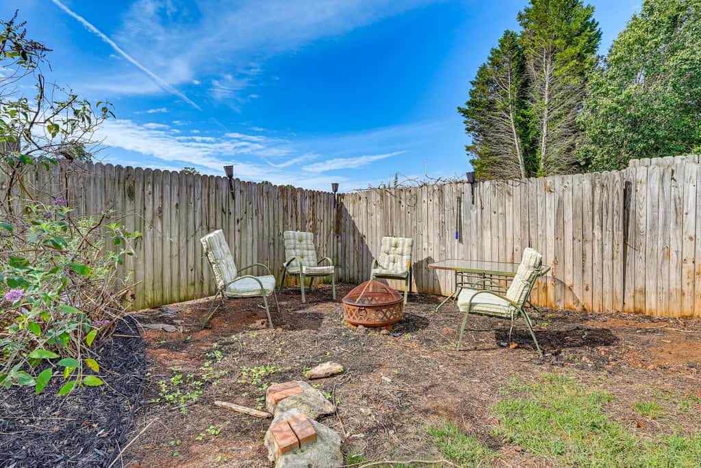 Wine & BBQ Trail Fun: Home w/ Hot Tub in Lexington