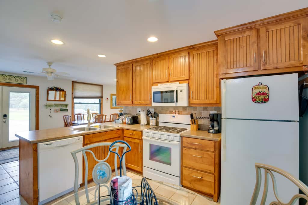 Emory Vacation Rental w/ Lake Fork Boat Access!