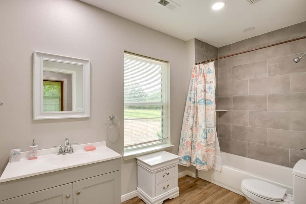 Emory Vacation Rental w/ Lake Fork Boat Access!