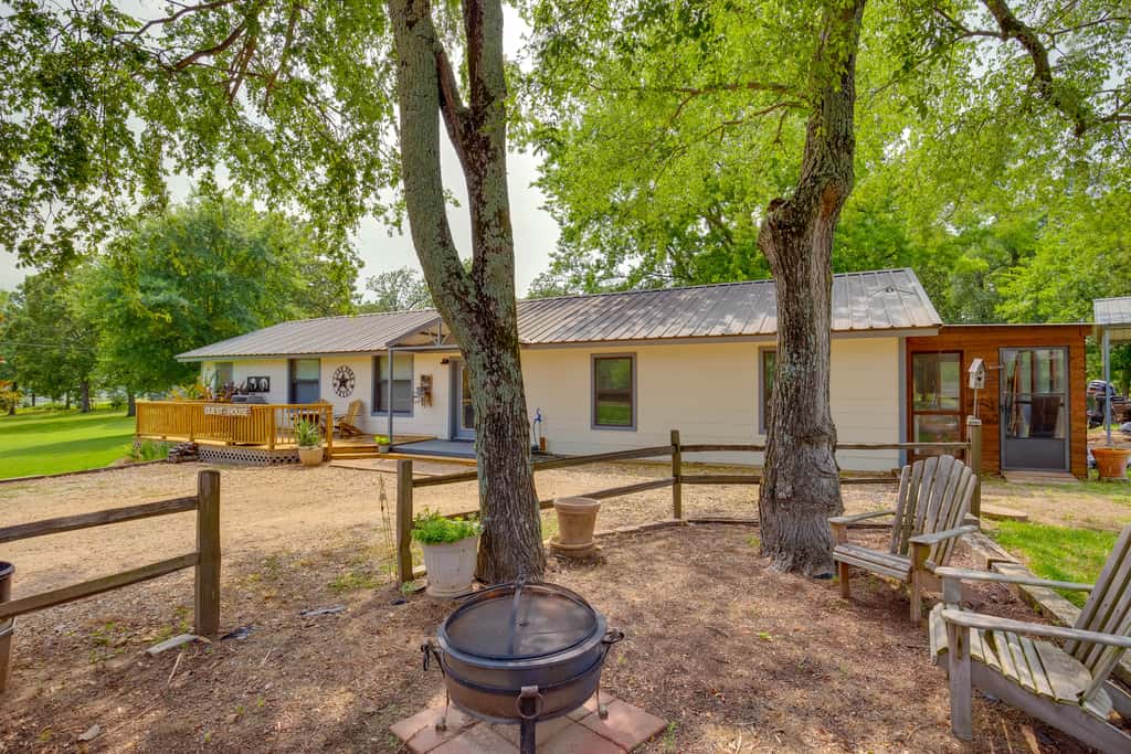 Emory Vacation Rental w/ Lake Fork Boat Access!
