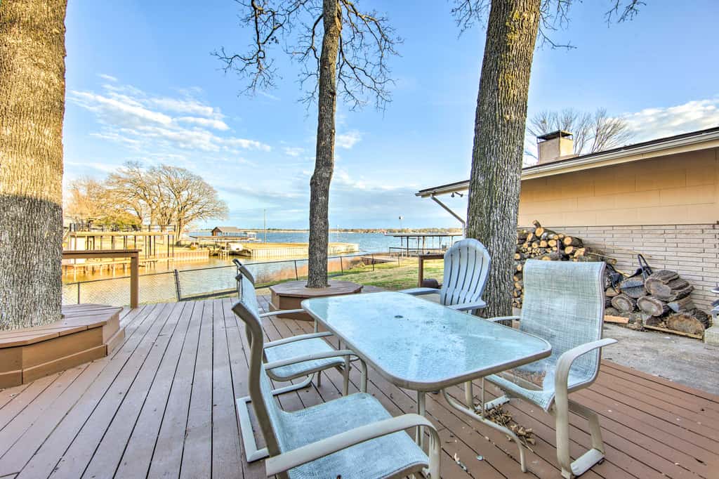 Waterfront Home w/ Boat Dock in Gun Barrel City
