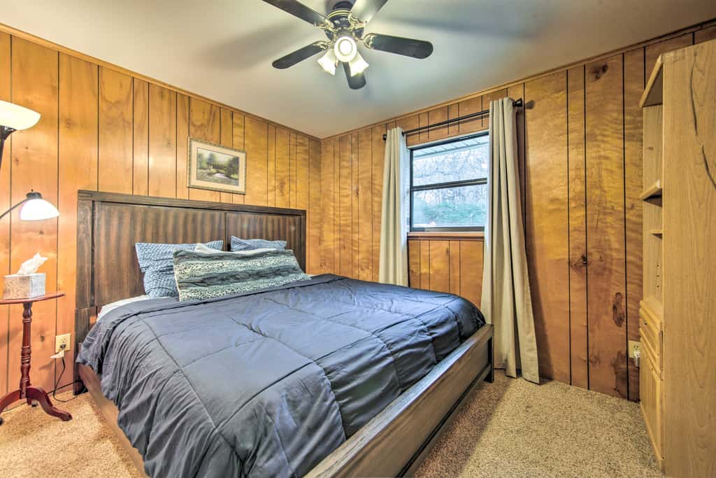 Waterfront Home w/ Boat Dock in Gun Barrel City