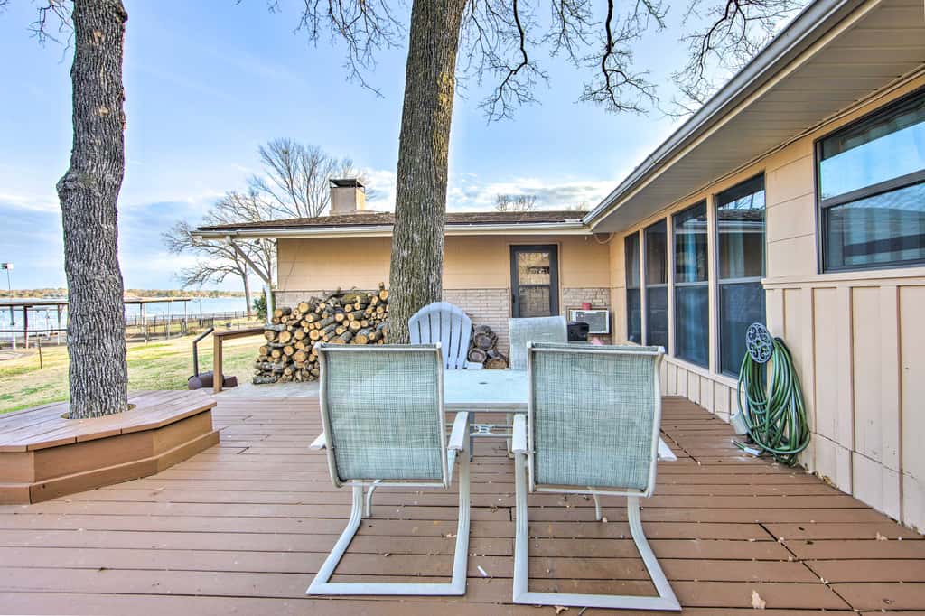Waterfront Home w/ Boat Dock in Gun Barrel City