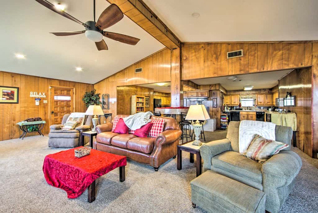 Waterfront Home w/ Boat Dock in Gun Barrel City