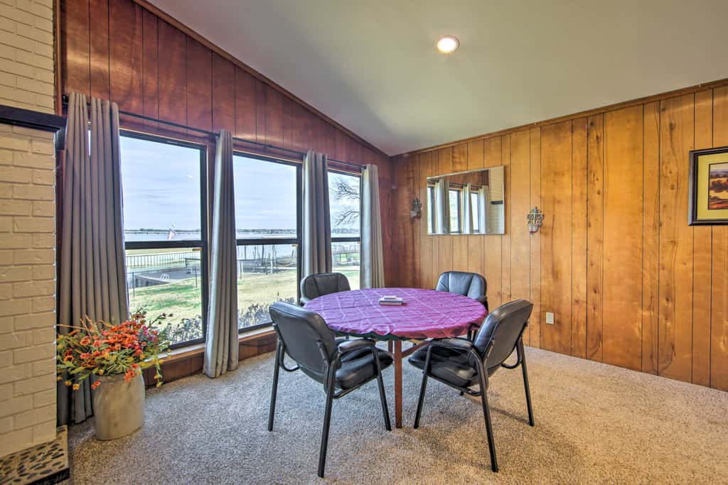 Waterfront Home w/ Boat Dock in Gun Barrel City