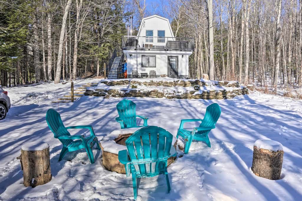 Wilmington Chalet w/ Hot Tub < 8 Mi to Mount Snow!
