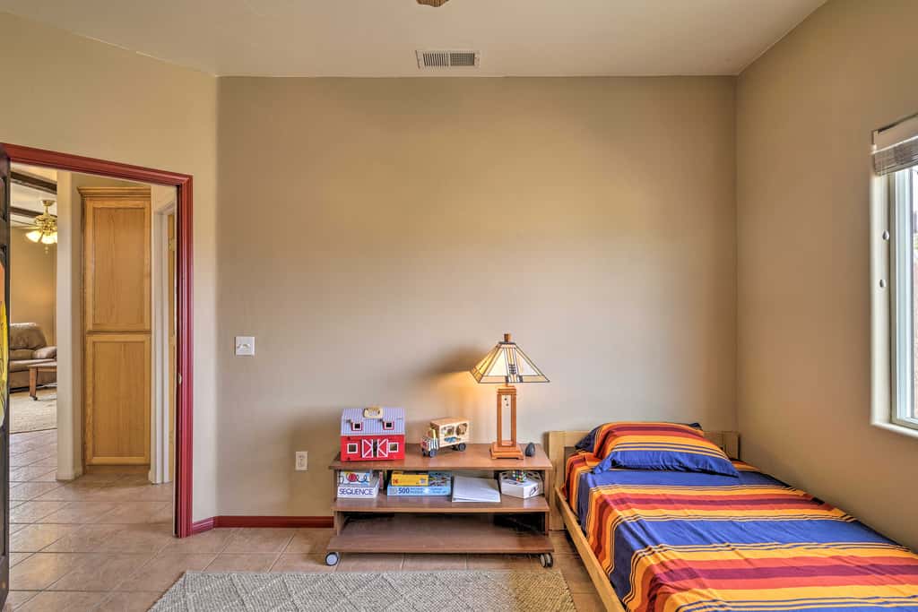 Borrego Springs Stargazing Home w/ Mtn Views