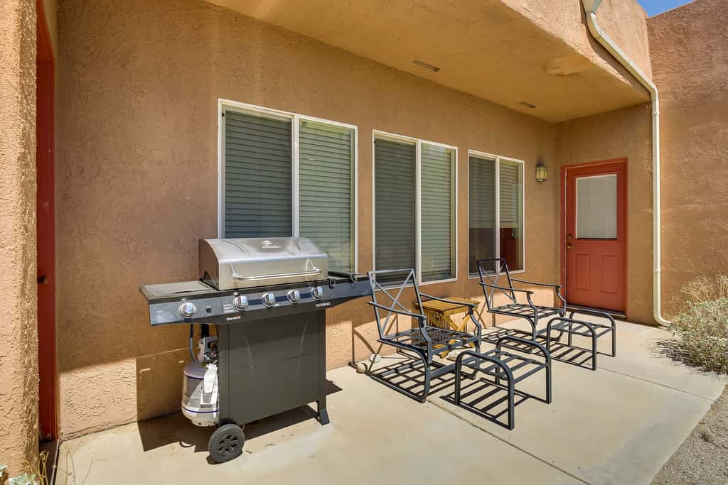 Borrego Springs Stargazing Home w/ Mtn Views