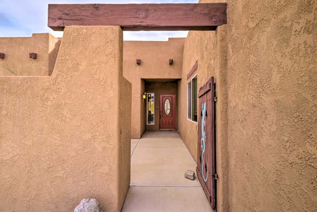 Borrego Springs Stargazing Home w/ Mtn Views