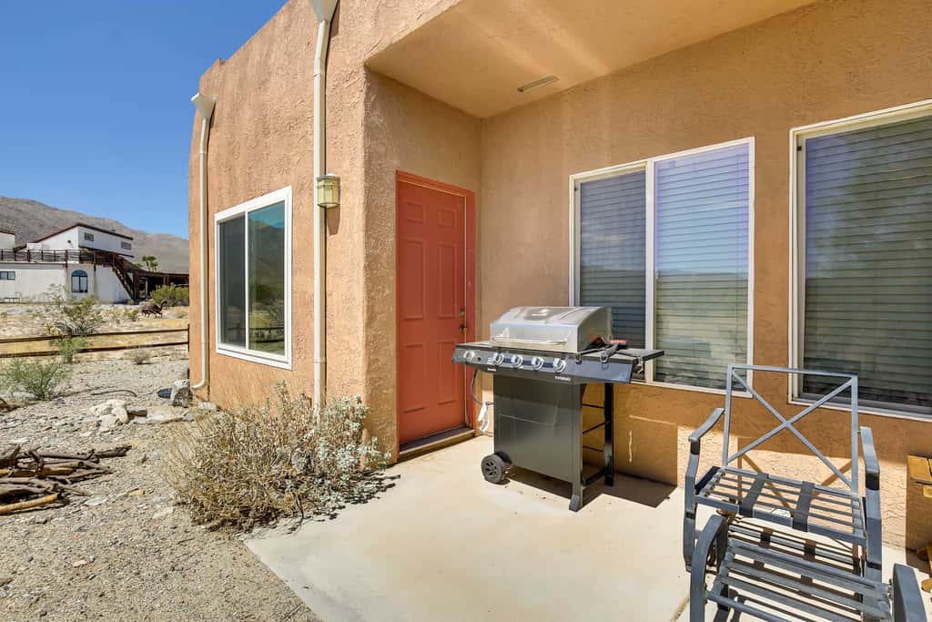 Borrego Springs Stargazing Home w/ Mtn Views