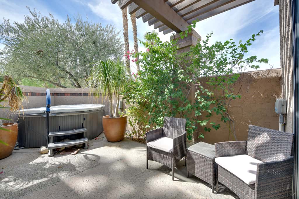 Pool Access! Anza-Borrego Desert Retreat
