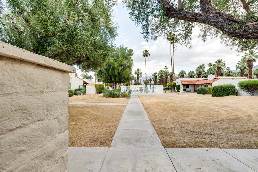 2 Mi to Galleta Meadows: Desert Golf Retreat!